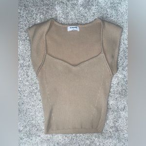 Knitted crop top